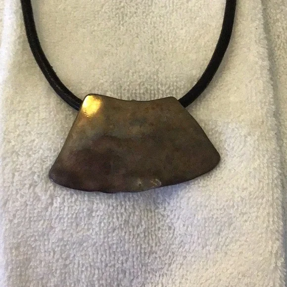 Worn 1x, tarnish look hammered metal pendant necklace. 15” x 3” extension. - Picture 2 of 4